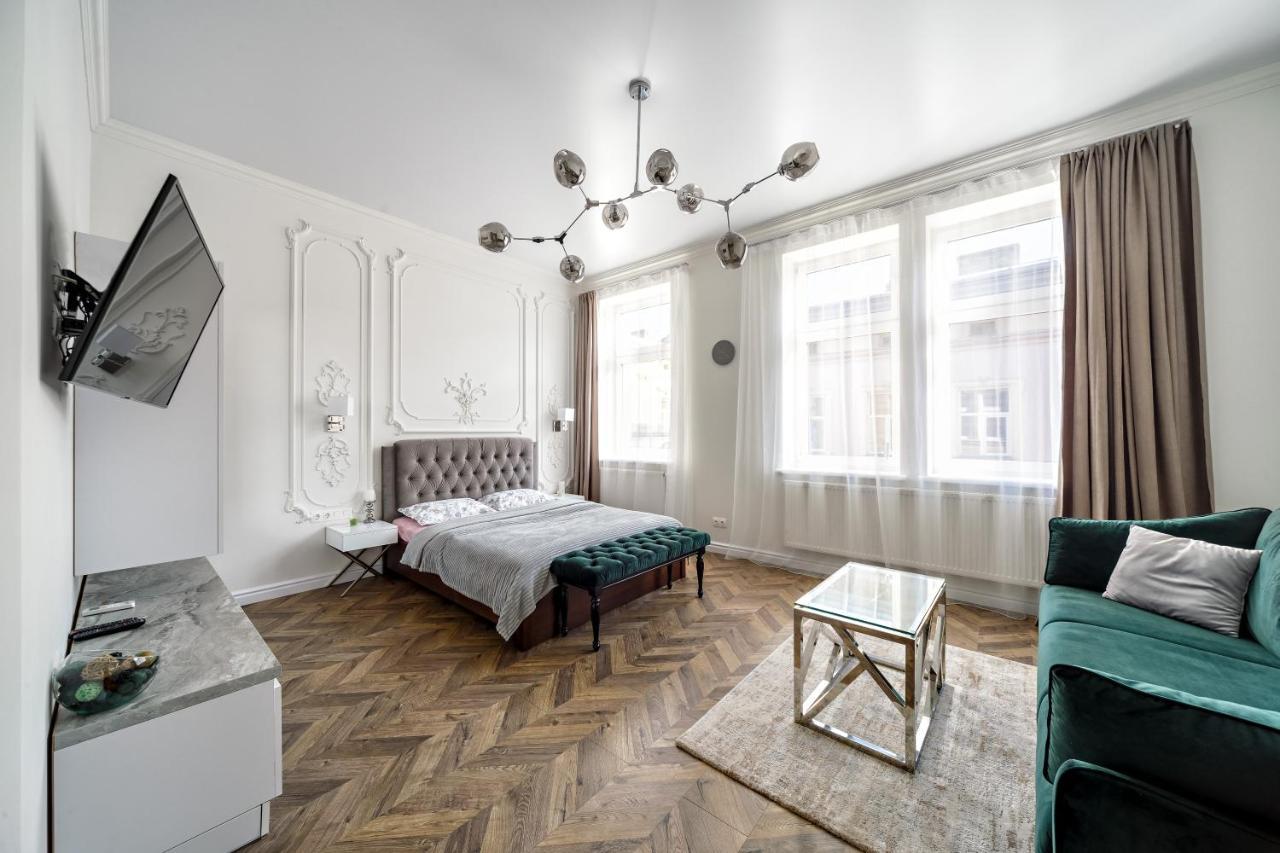 Green apartment Lviv Buitenkant foto