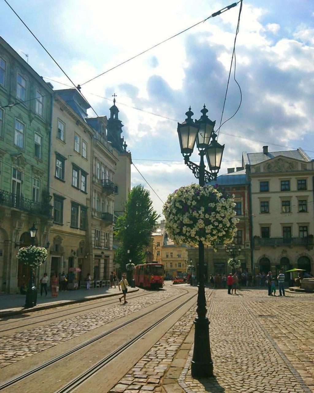 Green apartment Lviv Buitenkant foto
